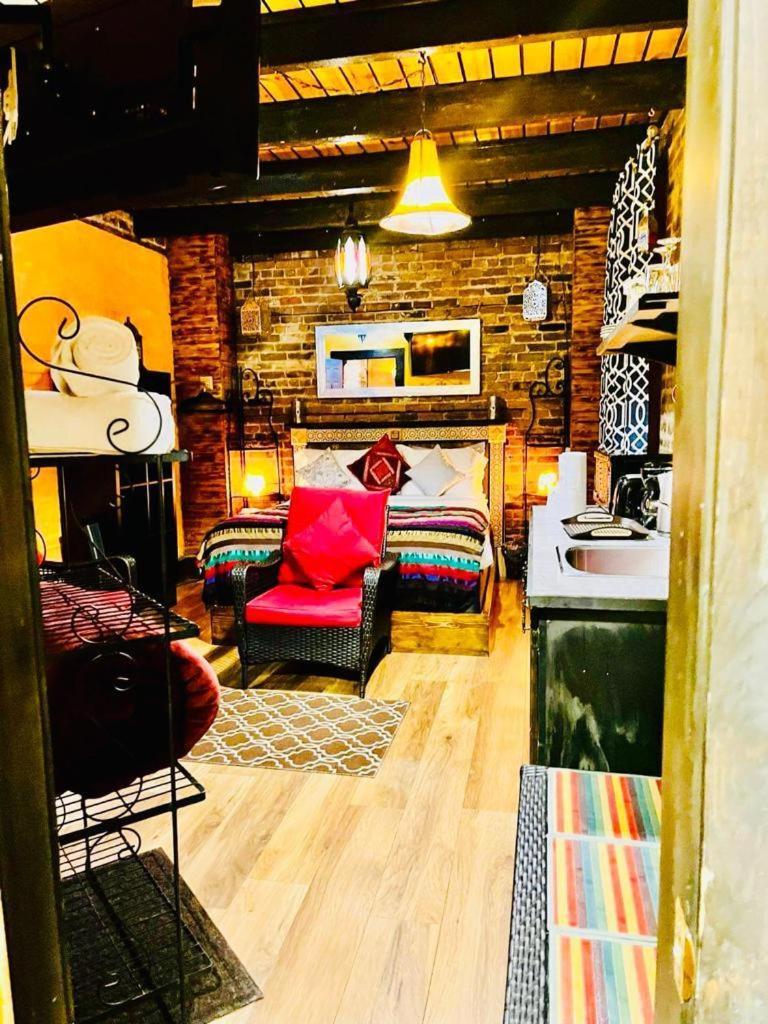 Du Monde Apartment